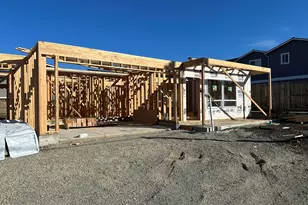 313 E Rapp Rd, Talent, OR 97540 - Photo 3