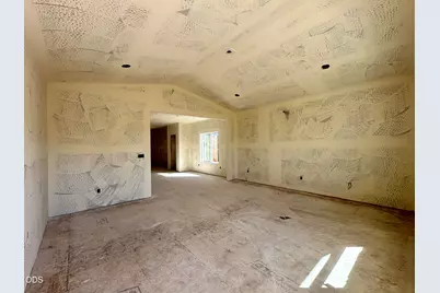313 E Rapp Road, Talent, OR 97540 - Photo 3