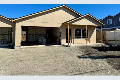313 E Rapp Road, Talent, OR 97540 - Photo 1