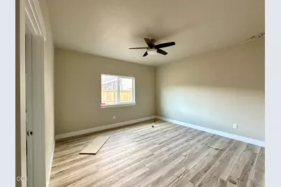 315 E Rapp Road, Talent, OR 97540 - Photo 11