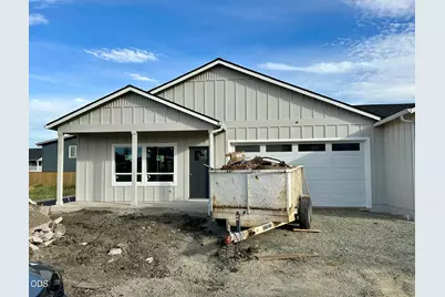 315 E Rapp Road, Talent, OR 97540 - Photo 1