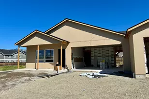 315 E Rapp Rd, Talent, OR 97540 - Photo 13