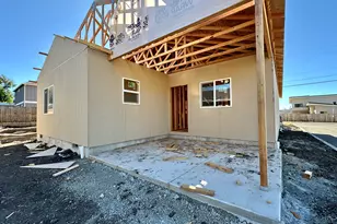 315 E Rapp Rd, Talent, OR 97540 - Photo 11