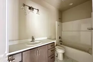 315 E Rapp Rd, Talent, OR 97540 - Photo 21