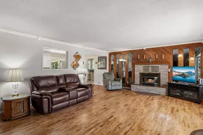 110 N 2nd Street, Talent, OR 97540 - Photo 21