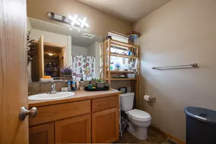 20085 Sally Ct, Bend, OR 97702 - Photo 23