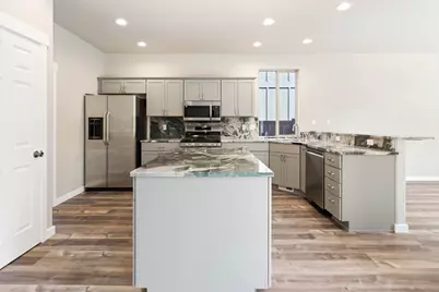 21189 Ritz Place, Bend, OR 97702 - Photo 5