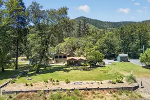 423 Fielder Ln, Grants Pass, OR 97526 - Photo 39