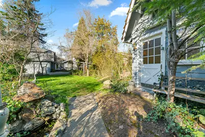 1352 E Park Street, Grants Pass, OR 97527 - Photo 35