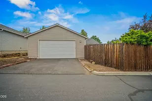 63172 Lancaster St, Bend, OR 97701 - Photo 41