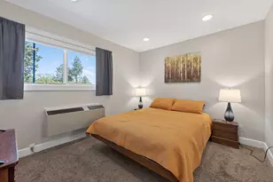 1565 NW Wall St, Bend, OR 97703 - Photo 19