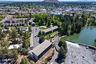 1565 NW Wall St, Bend, OR 97703 - Photo 25