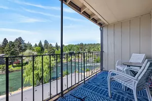 1565 NW Wall St, Bend, OR 97703 - Photo 11
