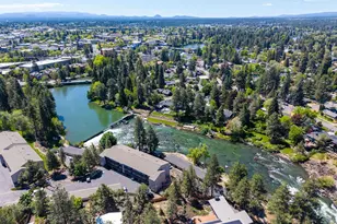 1565 NW Wall St, Bend, OR 97703 - Photo 31
