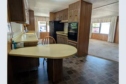 2252 Table Rock Road #SPC 17, Medford, OR 97501 - Photo 5