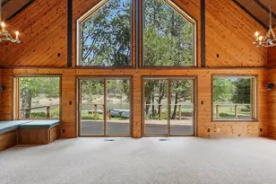 56446 Eclipse Dr, Bend, OR 97707 - Photo 19