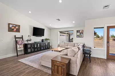 11142 SE View Top, Prineville, OR 97754 - Photo 17