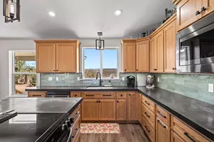 11142 SE View Top, Prineville, OR 97754 - Photo 5