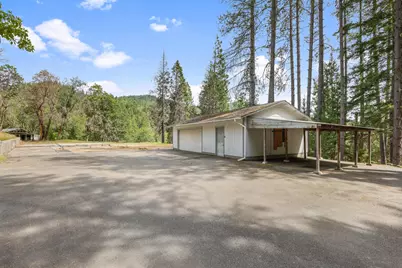 6584 Pleasant Creek Road, Rogue River, OR 97537 - Photo 5
