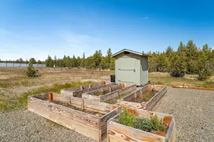 8932 SE Banta Ln, Prineville, OR 97754 - Photo 33