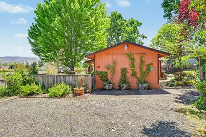 190 Walker Avenue, Ashland, OR 97520 - Photo 45