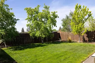 21189 Capella, Bend, OR 97702 - Photo 29