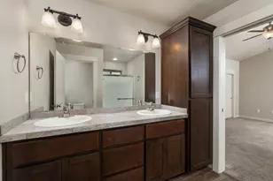 21189 Capella, Bend, OR 97702 - Photo 19