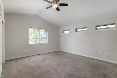 21189 Capella, Bend, OR 97702 - Photo 17