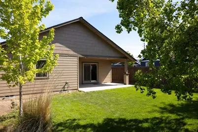 21189 Capella, Bend, OR 97702 - Photo 27