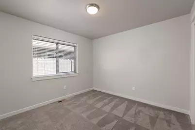 21189 Capella, Bend, OR 97702 - Photo 23
