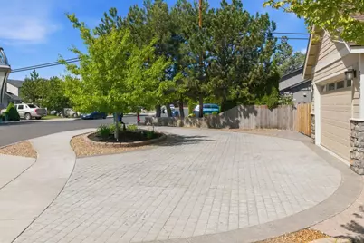 20828 Cassin Drive, Bend, OR 97701 - Photo 5