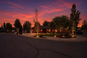 699 NE Fieldstone Ln, Prineville, OR 97754 - Photo 7