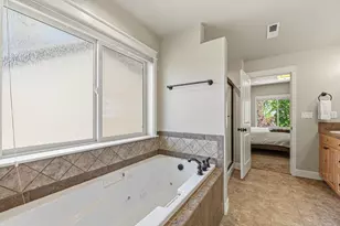 60320 Sage Stone Loop, Bend, OR 97702 - Photo 29