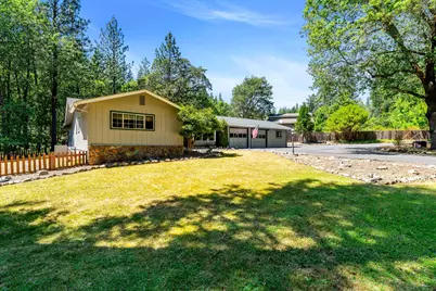 370 Horseshoe Drive, Grants Pass, OR 97526 - Photo 7