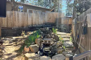 862 NE 8th St, Bend, OR 97701 - Photo 17