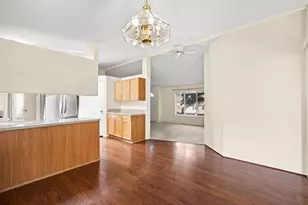 1815 NE 6th St, Redmond, OR 97756 - Photo 11