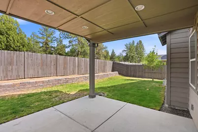 60930 SE Sweet Pea Drive, Bend, OR 97702 - Photo 27