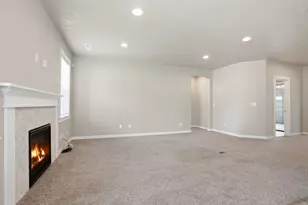 60930 SE Sweet Pea Dr, Bend, OR 97702 - Photo 11
