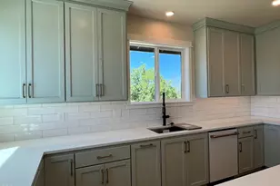 1057 SE Clover Ln, Madras, OR 97741 - Photo 31