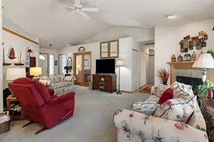 21343 Puffin Dr, Bend, OR 97701 - Photo 3