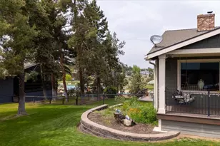 1725 SW Parkway Dr, Redmond, OR 97756 - Photo 63