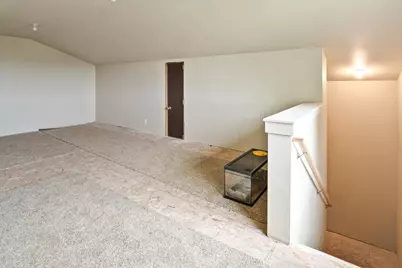 1725 SW Parkway Drive, Redmond, OR 97756 - Photo 47