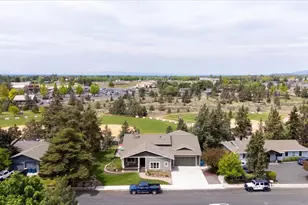 1725 SW Parkway Dr, Redmond, OR 97756 - Photo 53