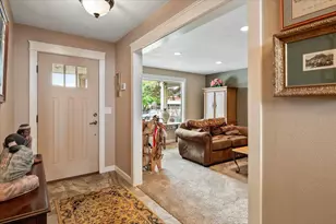 1725 SW Parkway Dr, Redmond, OR 97756 - Photo 7