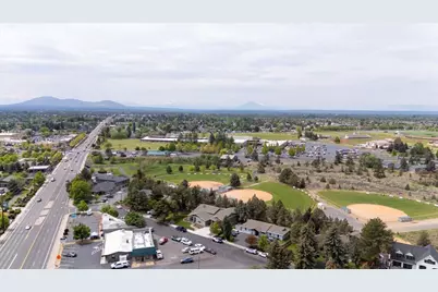 1725 SW Parkway Drive, Redmond, OR 97756 - Photo 59