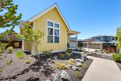 2771 NW High Lakes Loop, Bend, OR 97703 - Photo 3