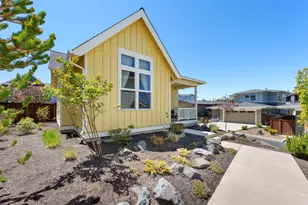 2771 NW High Lakes Loop, Bend, OR 97703 - Photo 3