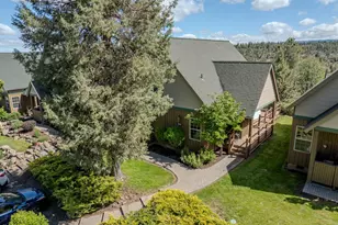 4639 Marsh Hawk Dr, Klamath Falls, OR 97601 - Photo 3