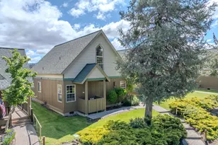 4639 Marsh Hawk Dr, Klamath Falls, OR 97601 - Photo 1