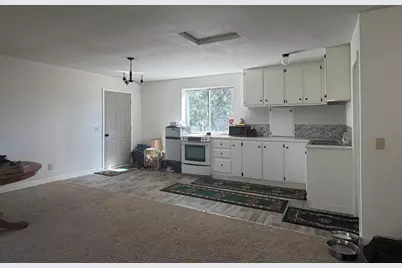 56758 Whitmore Street, Bly, OR 97622 - Photo 3